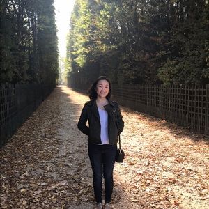 Meet your Posher, Eunice